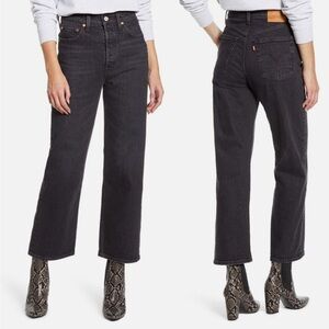 Levi’s Ribcage Straight Jean